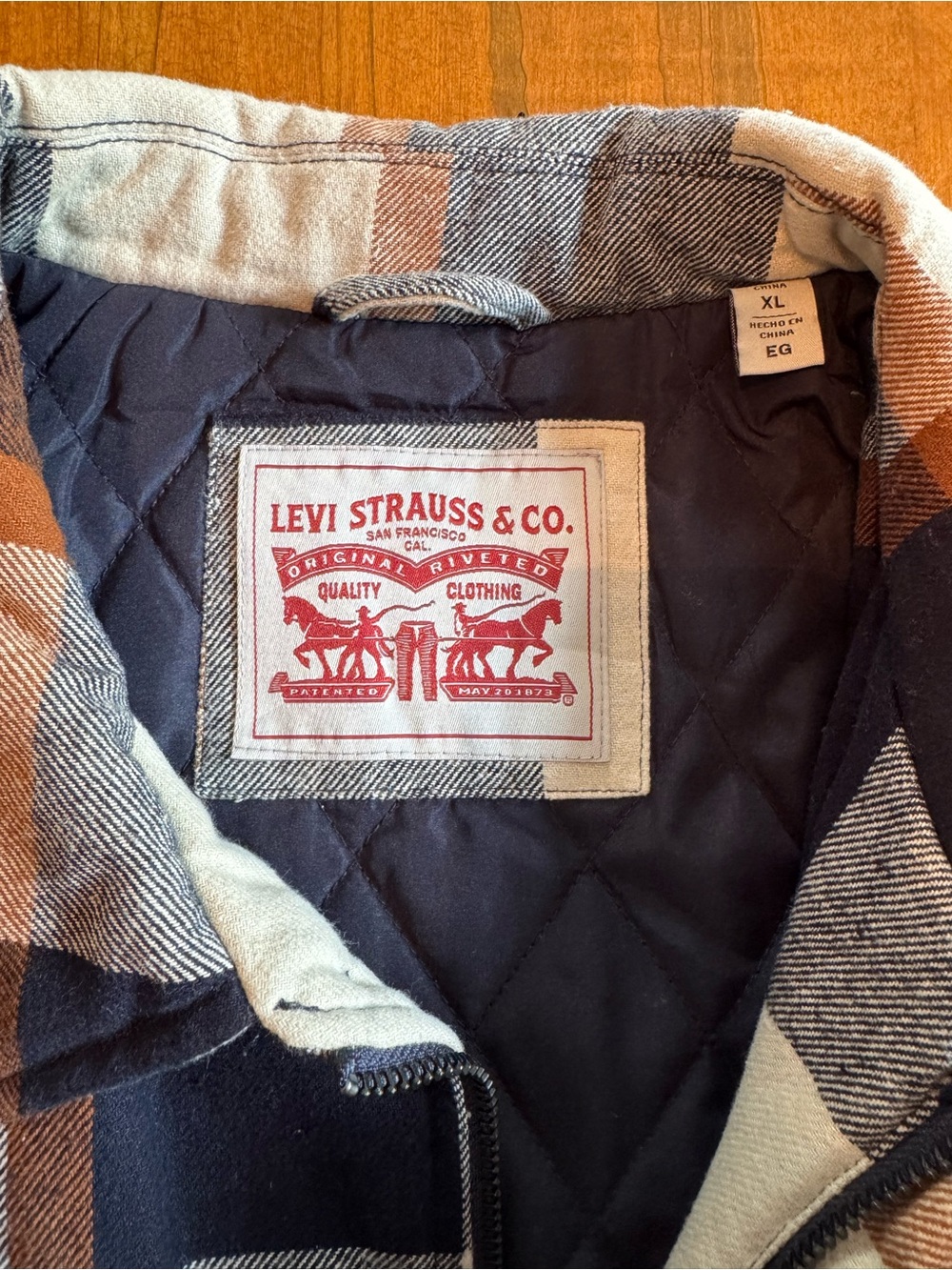 Levi's Navy, Cream, & Orange Plaid Flannel Shirt Jacket - Picture 4 of 5